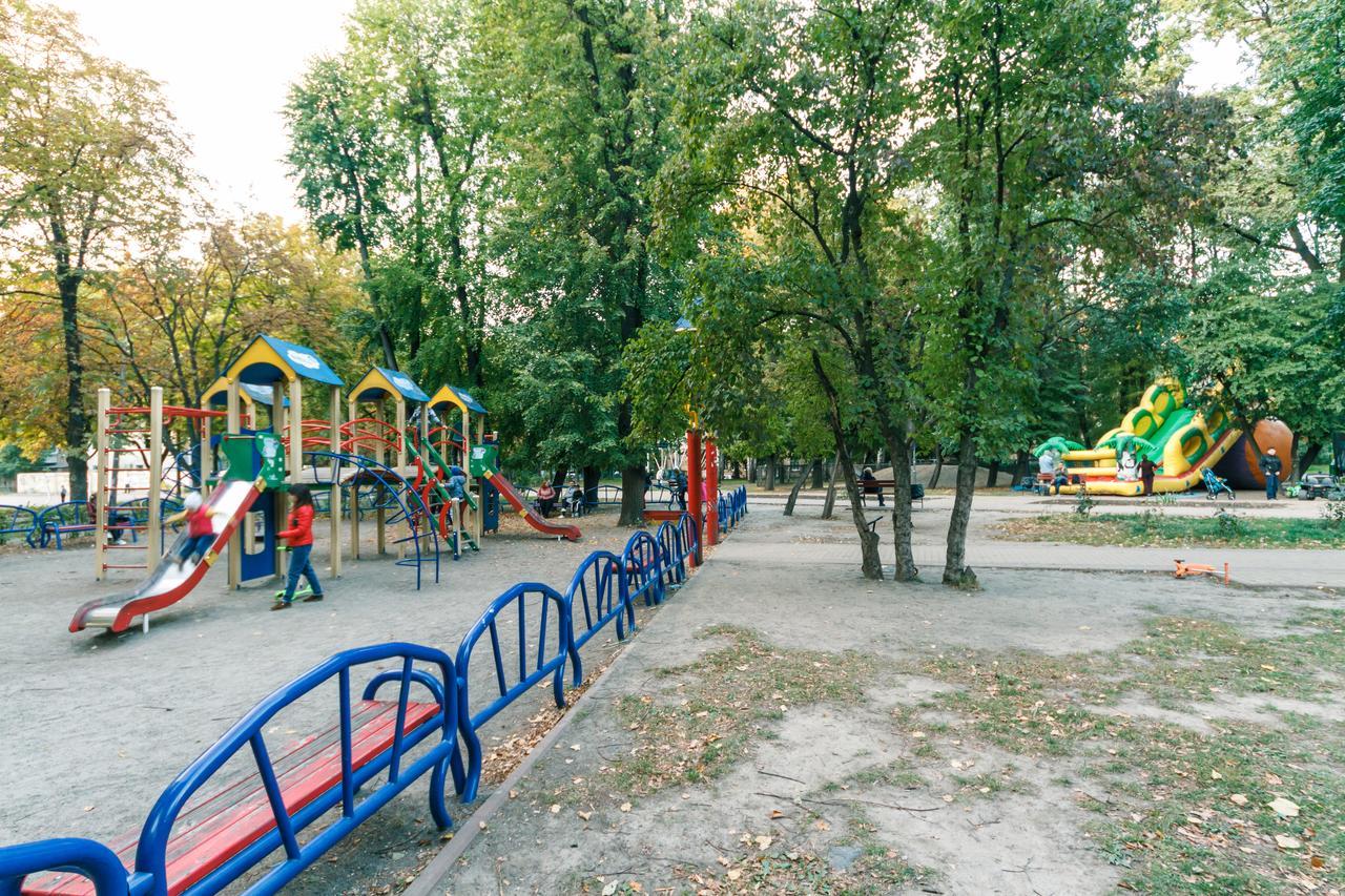 كييف Apartment On Sevastopolska Square المظهر الخارجي الصورة